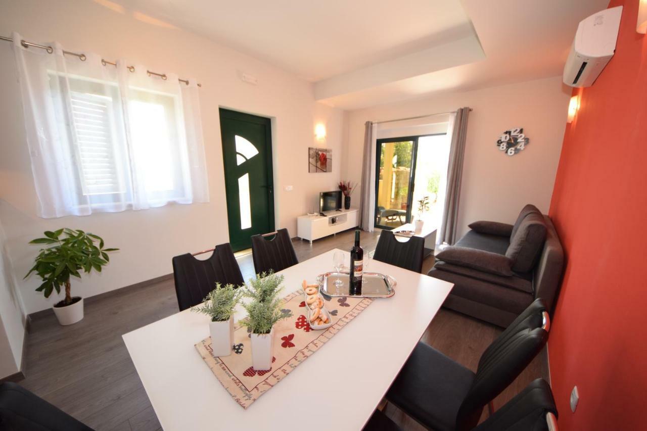 Apartmani Dora I Kati Orebić Esterno foto
